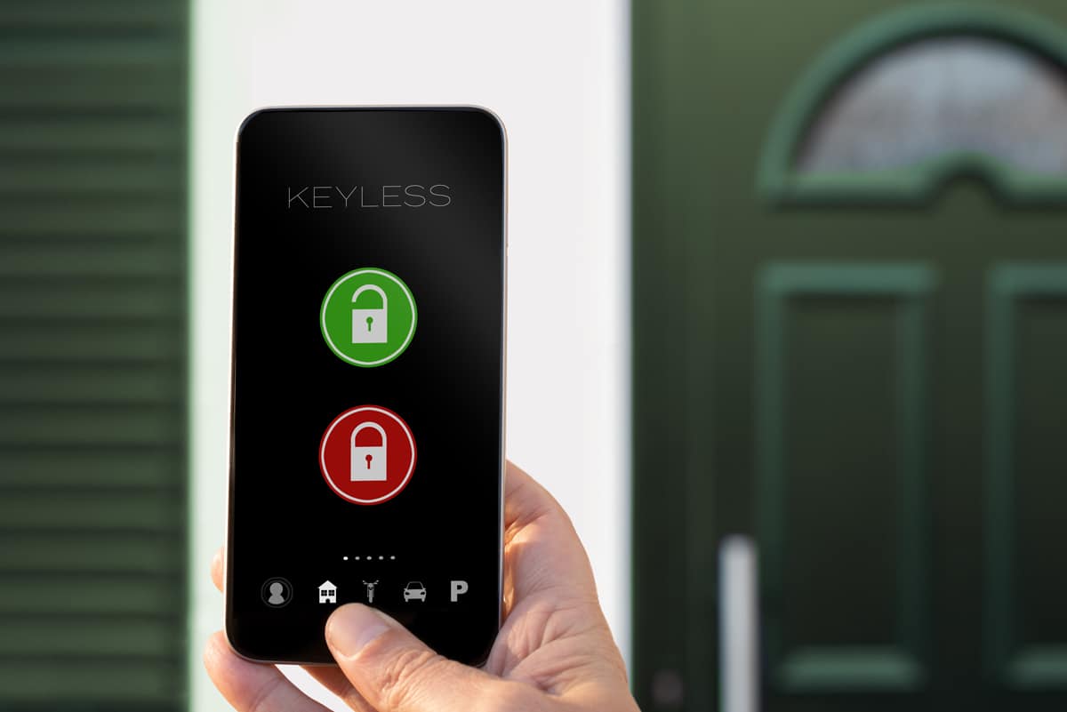 Best Smart Locks: Secure Your Home Like A Nerd With These Top 'Picks' 2 Control Your Smart Lock From Your Phone