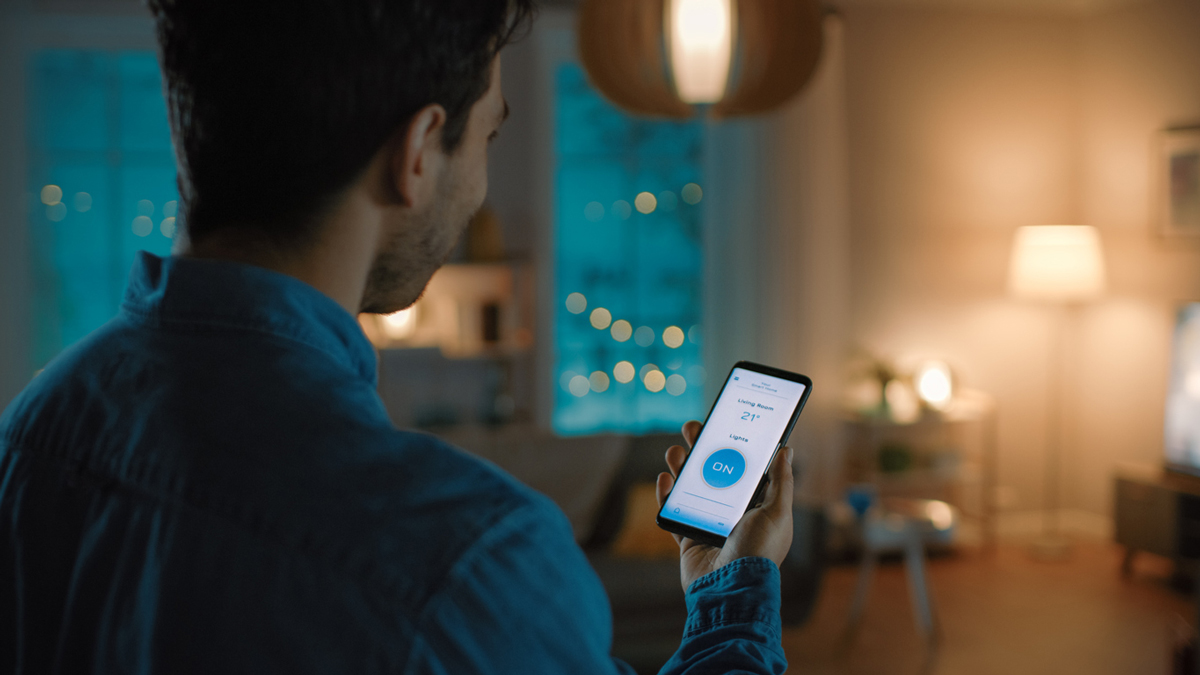 smart lighting solutions and voice commands on mobile devices