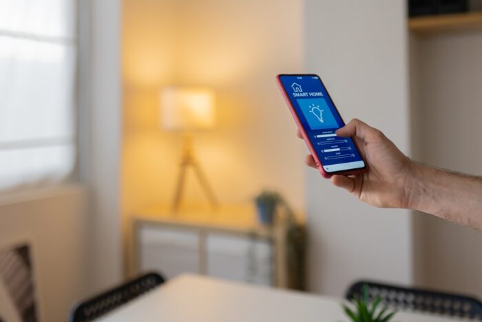 Brighten Up Your Home: Top Smart Lighting Tips for Tech-Savvy Homeowners